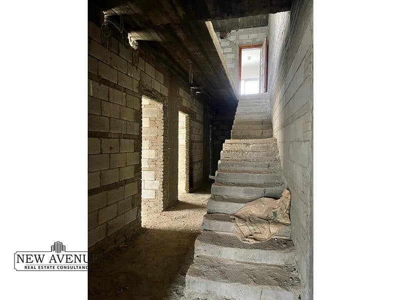 8 WhatsApp Image 2025-07-06 at 11.42. 04 AM (1). jpg