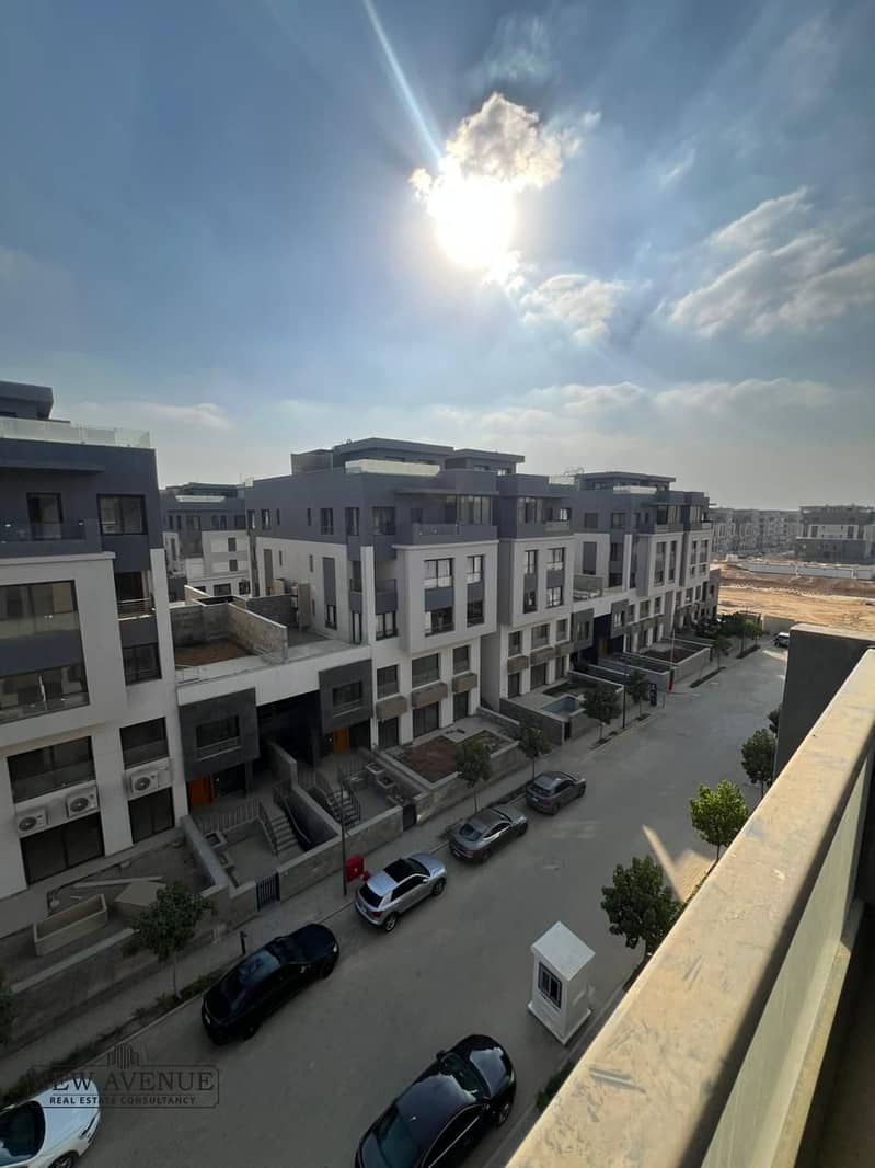 2 WhatsApp Image 2025-11-20 at 11.47. 05 PM (1). jpeg