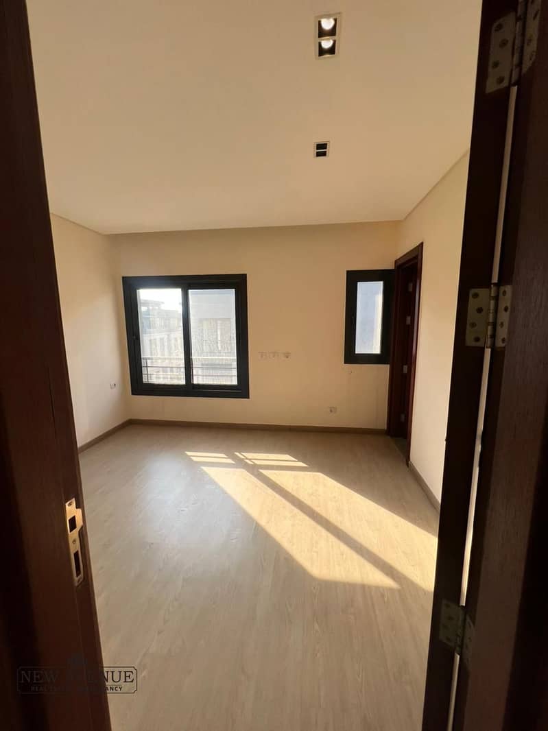 7 WhatsApp Image 2025-11-20 at 11.47. 01 PM. jpeg