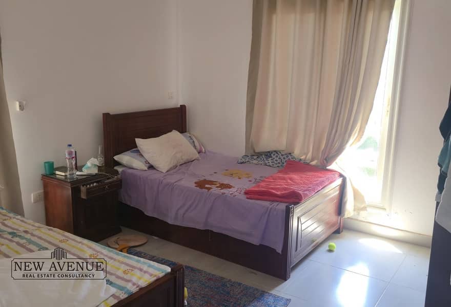 12 09ad6e23-4b4a-4393-81ea-8f646ed574b5. jpg