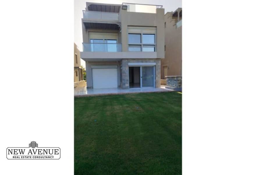 5 08276a2b-ee8f-4ac0-b109-e578fec6d6c8. jpg