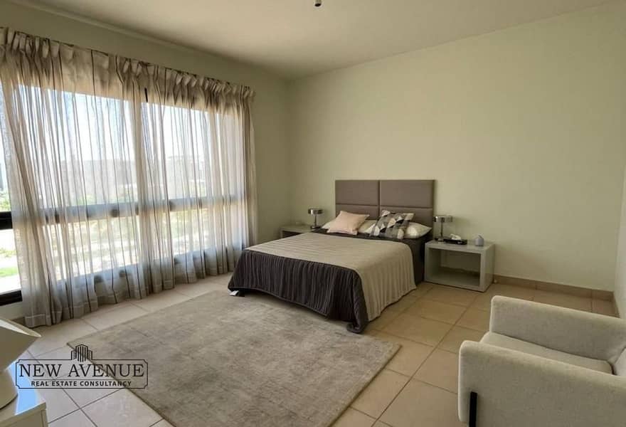 8 5b01427c-7252-4b14-84ac-52135adca61d. jpg