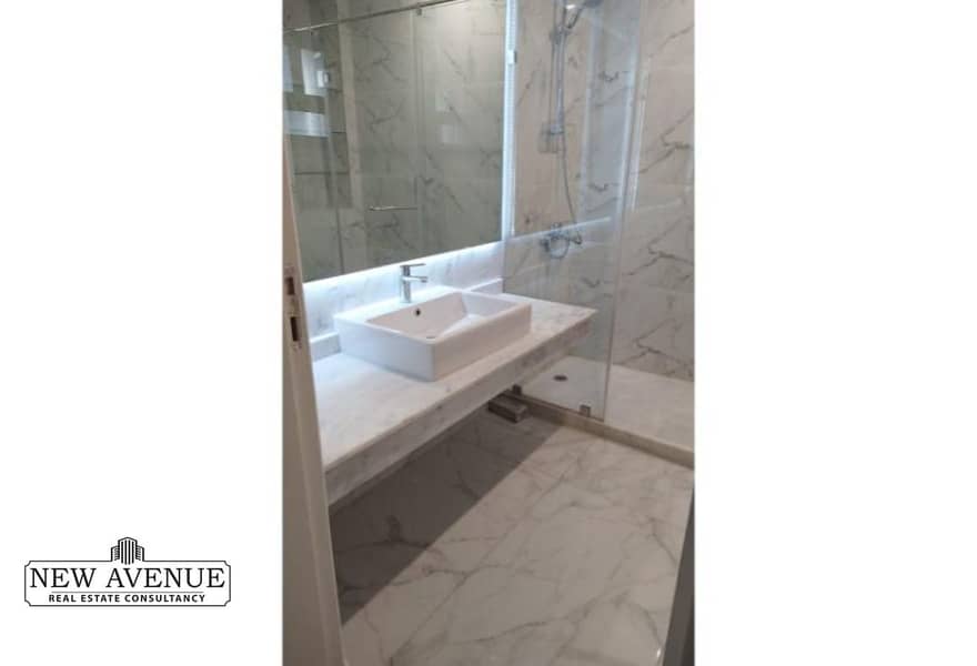 13 e9fca4ba-c3eb-432a-9ba0-c1e6984362fa. jpg