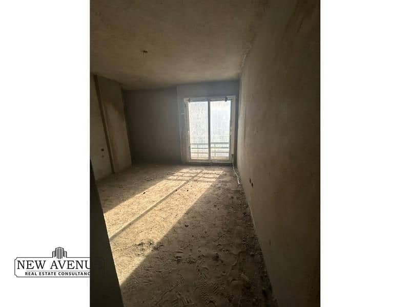 12 WhatsApp Image 2025-10-27 at 6.13. 14 PM. jpg