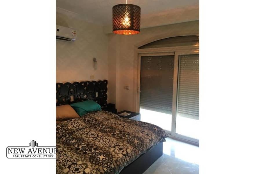 12 1423c82f-a453-404c-b2a7-ba4f52135fbc. jpg