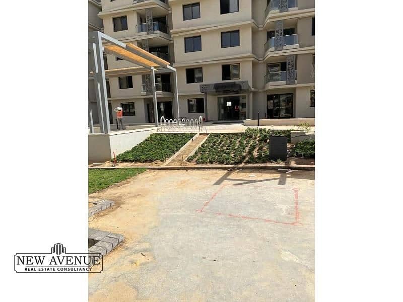 8 WhatsApp Image 2025-10-23 at 4.46. 54 PM. jpg