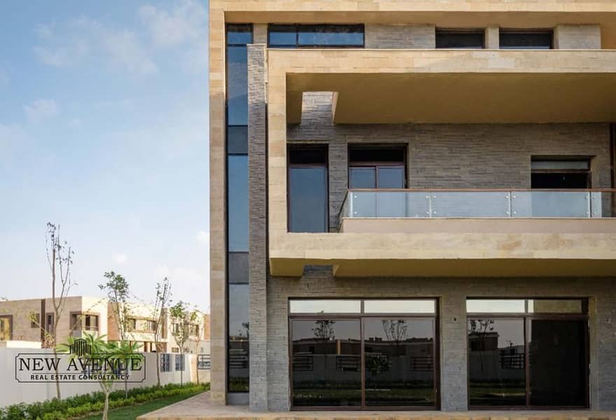 10 5456066b-d995-4a15-b8a9-497e1471c893. jpg