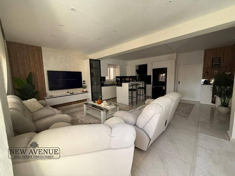 3 WhatsApp Image 2025-10-22 at 12.25. 01 PM (1). jpg