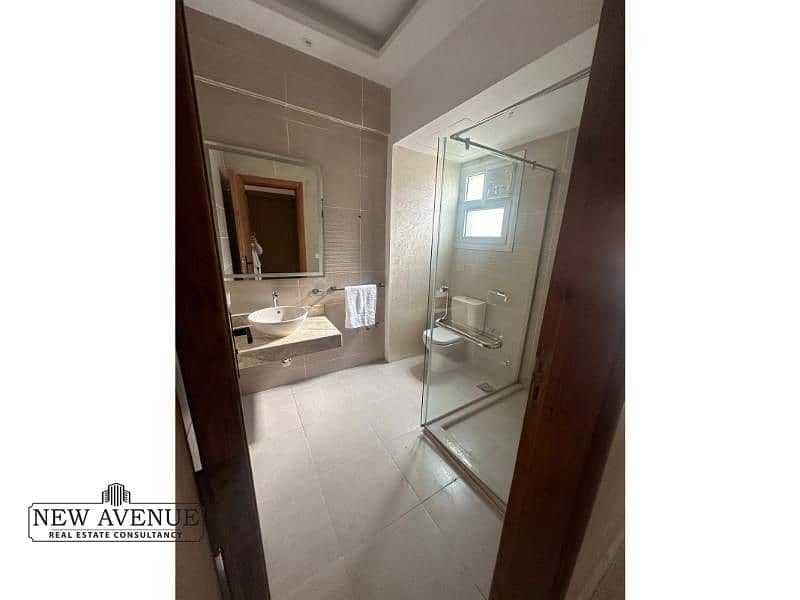 13 WhatsApp Image 2025-10-22 at 12.25. 06 PM (1). jpg