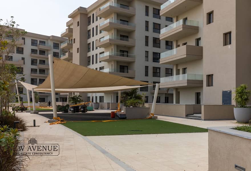 2 ee887ae3-9c8b-49d8-b5a5-fa5ef746a2a1. jpg