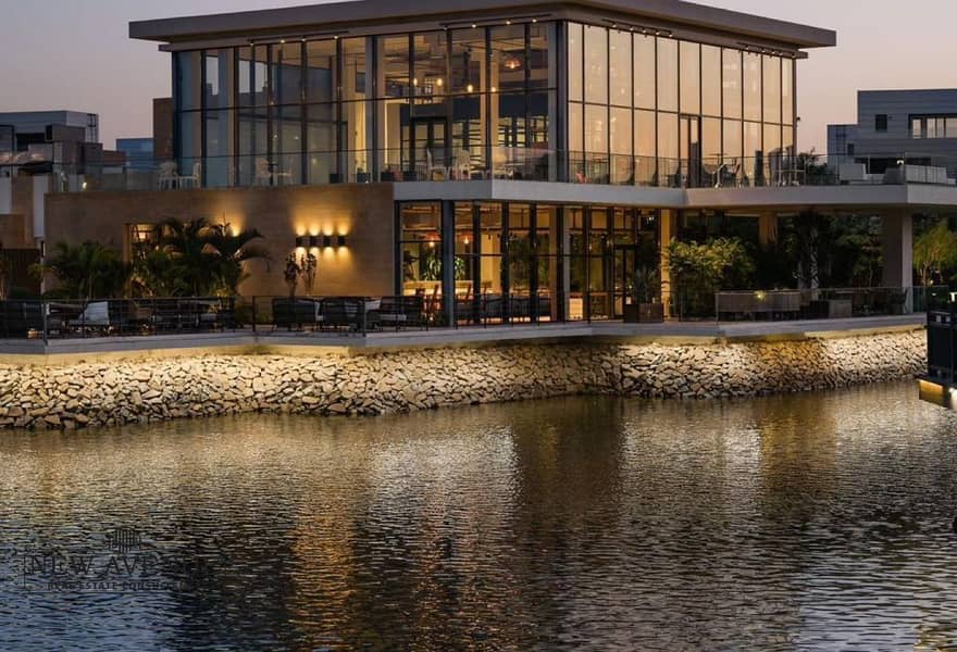 12 dcde6bce-54e8-4615-a2b4-1fa2fb778d02. jpg