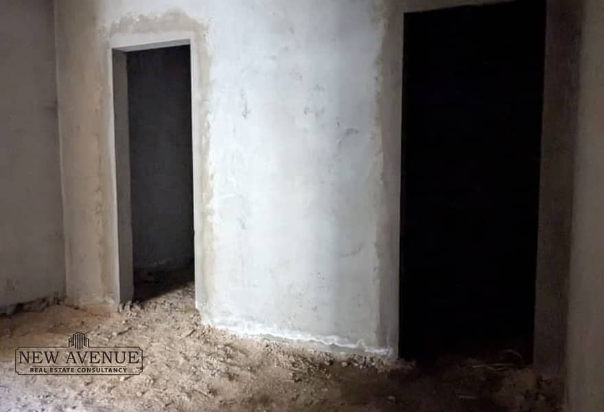 5 0f3329c4-4b81-4ac9-b9dd-f4e4bc860c2f. jpg