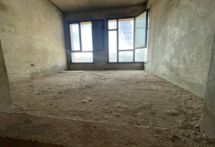 7 b80b870a-e280-48e7-a46f-3be139218f90. jpg