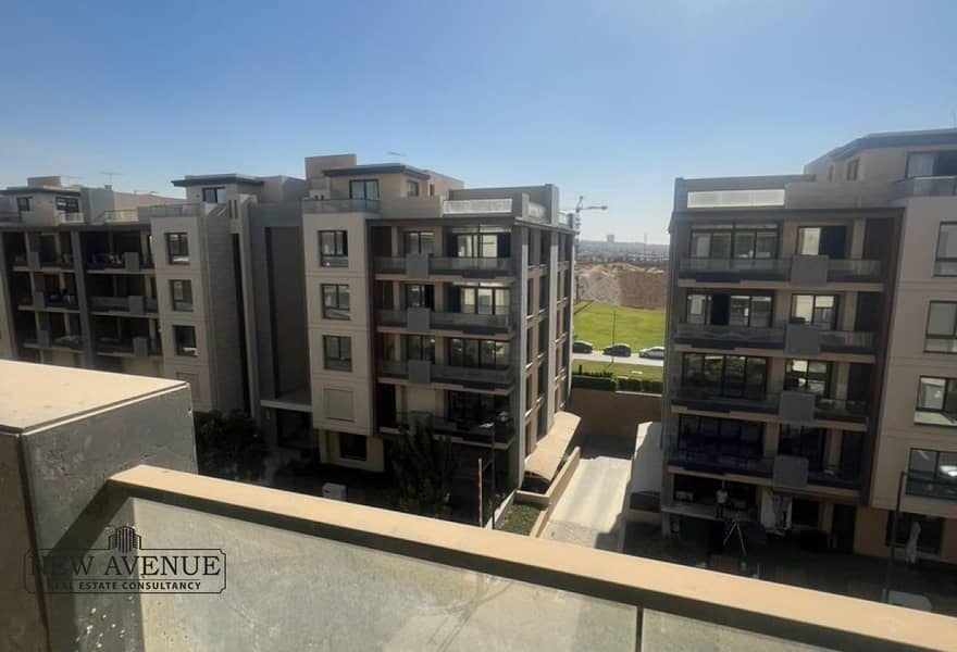 7 a719b7b6-6a48-4262-b4dc-49d834dc3d4d. jpg