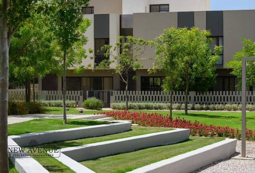 2 50477ffb-1f27-4328-987f-9028df9d9efd. jpg