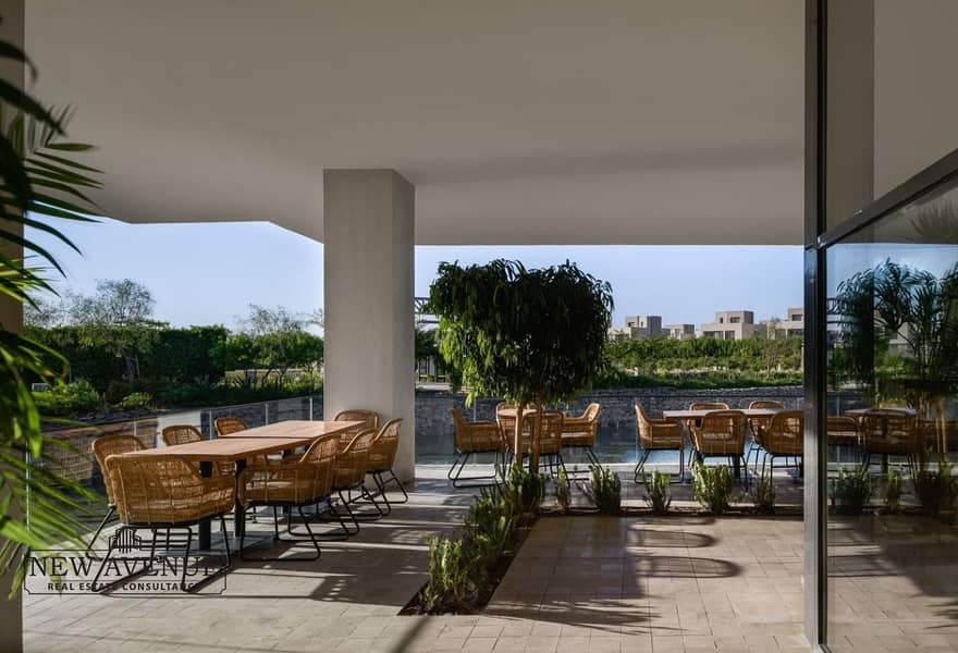 3 843c84ce-e1a3-46b3-8da2-6fe332b87765. jpg