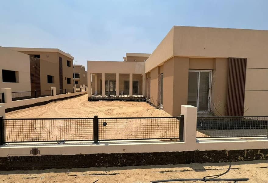 2 2cab07ad-043c-4575-b141-4bfde9821d7a. jpg