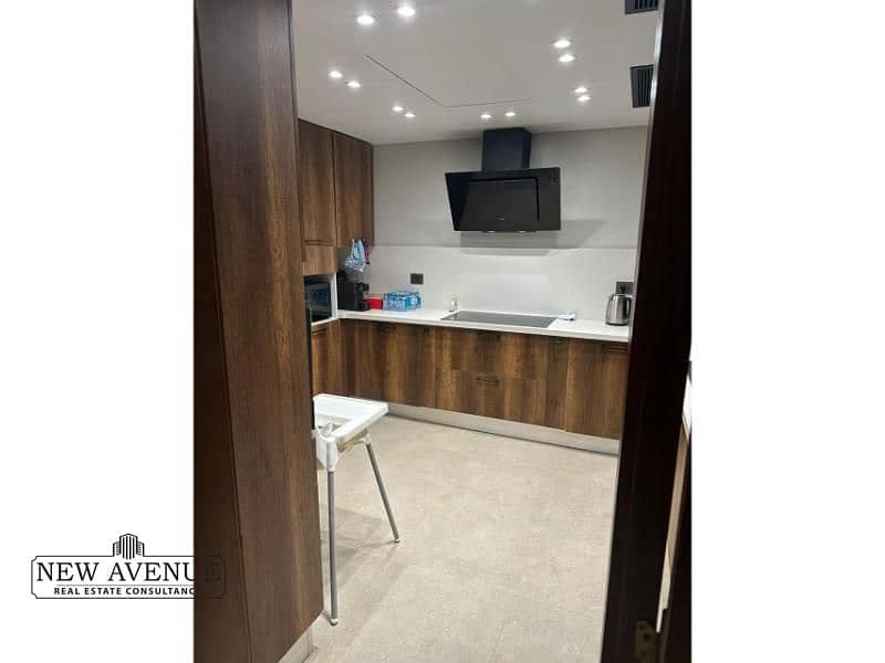 10 WhatsApp Image 2025-10-27 at 6.08. 19 PM (1). jpg