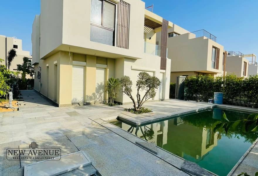 244c9031-7a52-4367-9494-a80d1c50f68b. jpg