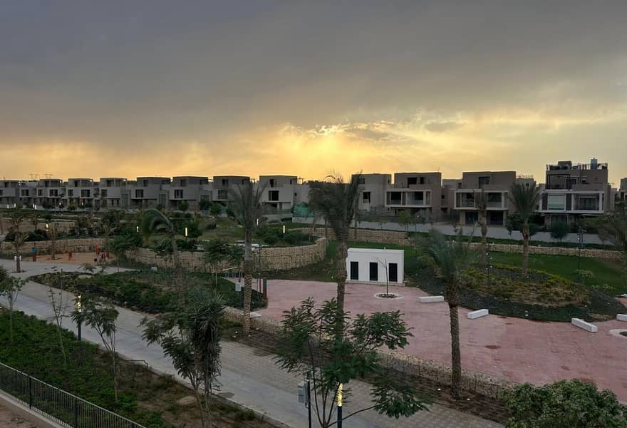 9 da85f76e-35b3-4c2c-807c-eb226af479b1. jpg