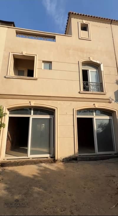 4 Bedroom Townhouse for Sale in New Cairo, Cairo - WhatsApp Image 2025-11-16 at 6.24. 06 PM (2). jpeg 4 Bedroom Townhouse for Sale in New Cairo, Cairo - WhatsApp Image 2025-11-16 at 6.24. 06 PM (2). jpeg