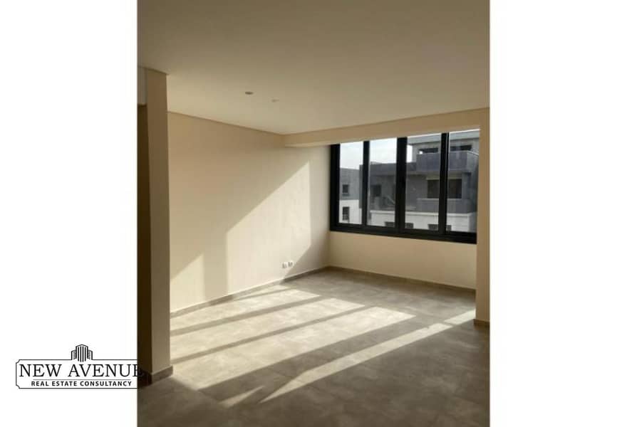 f1ab0c61-0ccc-443d-8faf-a97f89b150c5. jpg