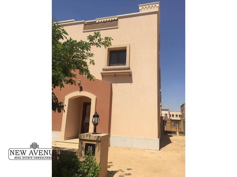 5 WhatsApp Image 2025-09-30 at 11.07. 51 AM. jpg