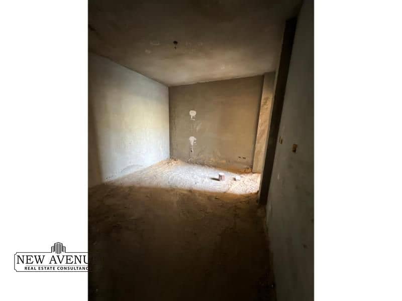 10 WhatsApp Image 2025-11-03 at 11.42. 45 AM. jpg