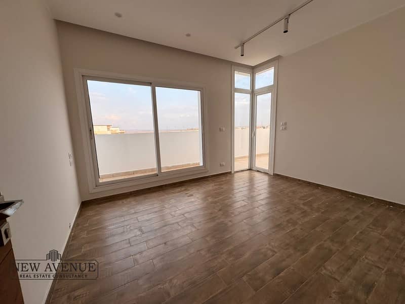 4 WhatsApp Image 2025-11-25 at 3.55. 40 PM (2). jpeg