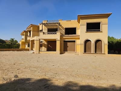 فیلا 6 غرف نوم للبيع في القاهرة الجديدة، القاهرة - 2. jpg