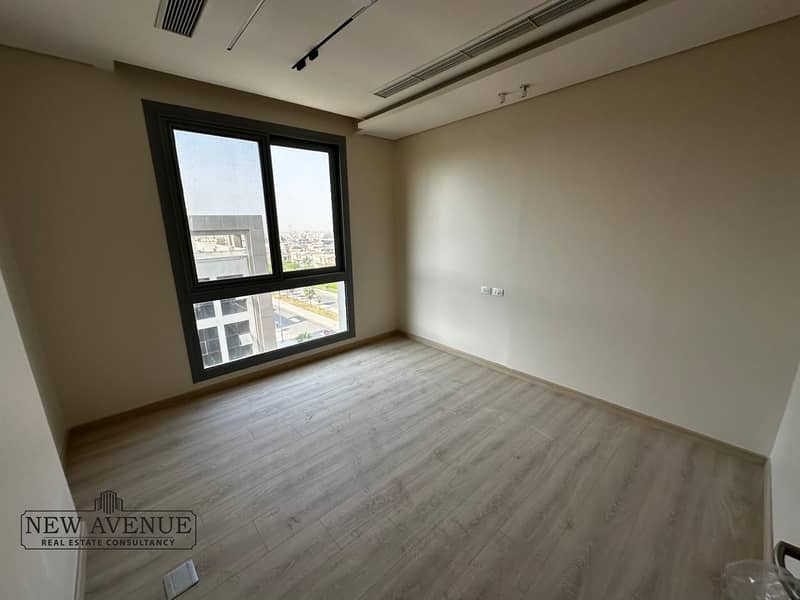 8 WhatsApp Image 2025-11-20 at 12.25. 14_00b2297c. jpg