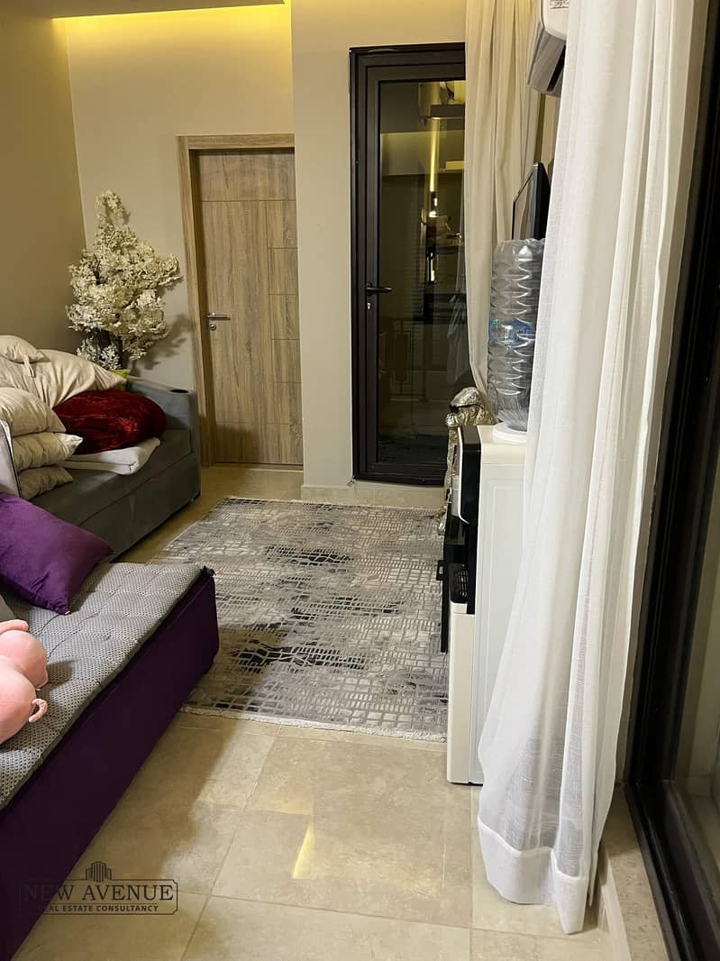 3 072d97b4-7e74-4ddf-a885-ec8bd863b5a2. jpeg