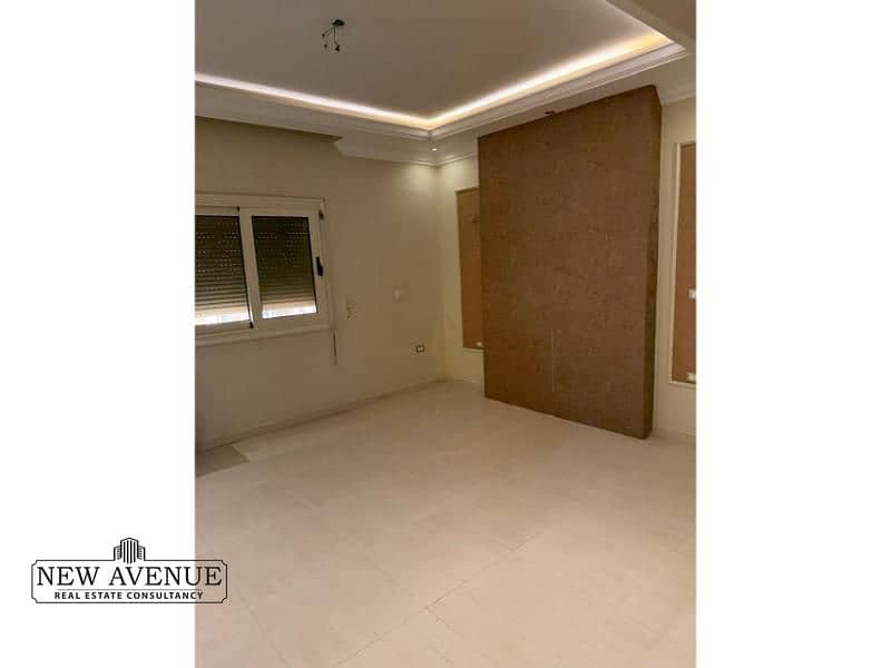 5 29e945bd-b695-41a6-93a8-ab134e89f432. jpg