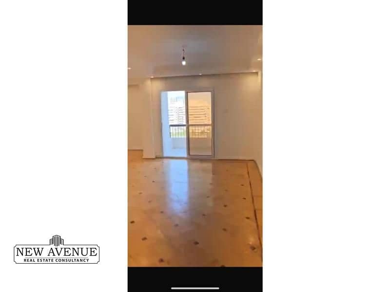 5 0419bb8d-7d3e-4d76-a827-abbde196e8d5. jpg