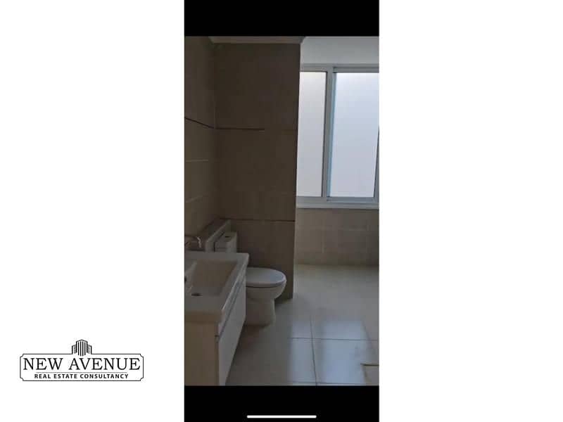 7 a3114fa9-3768-4f57-922d-acacf044bc01. jpg