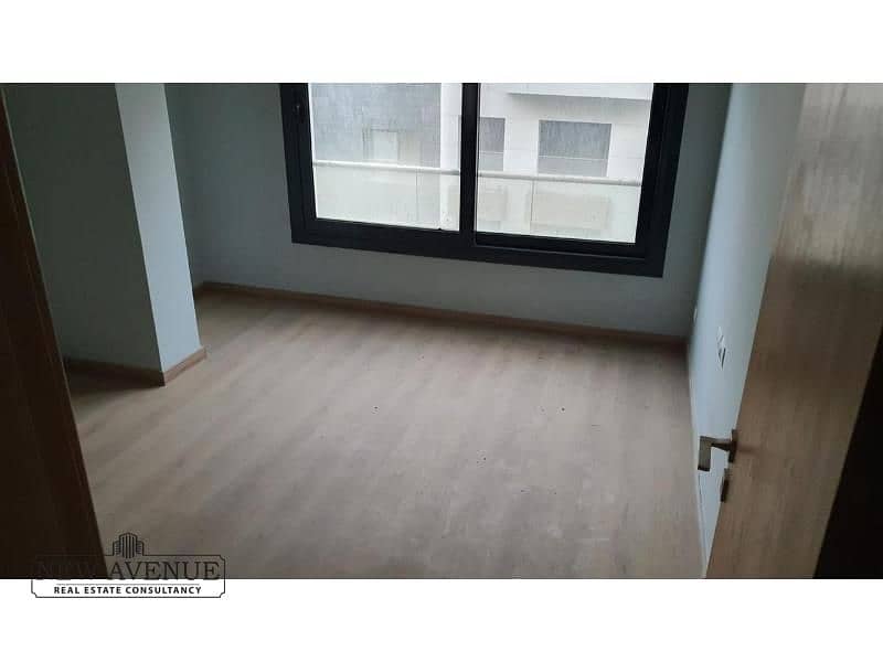 2 3777b9fc-45b0-44cc-8f7f-d2435287b5dd. jpg