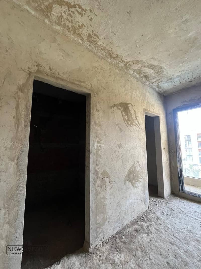 10 f8cc86cb-a6be-413c-8c32-0fe9b3ba9959. jpeg