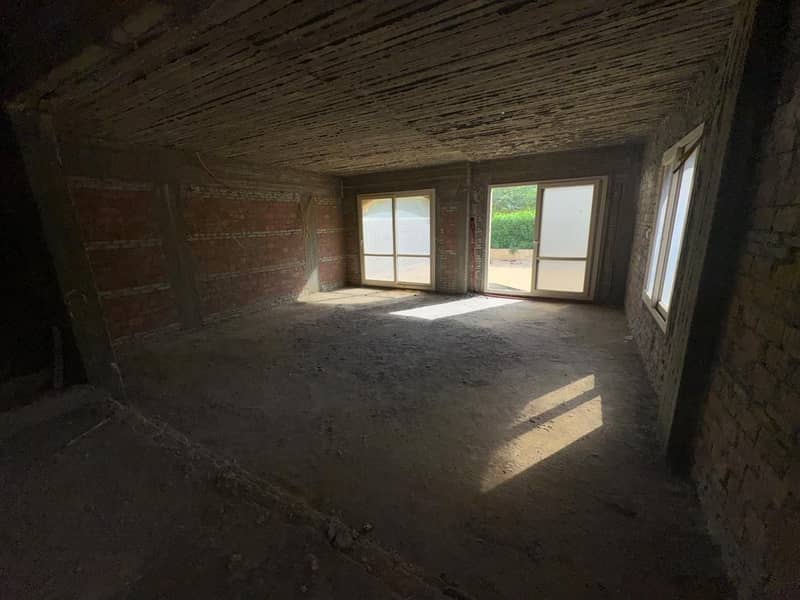 2 0e7cef40-2984-494b-9c53-348243224bba. jpeg