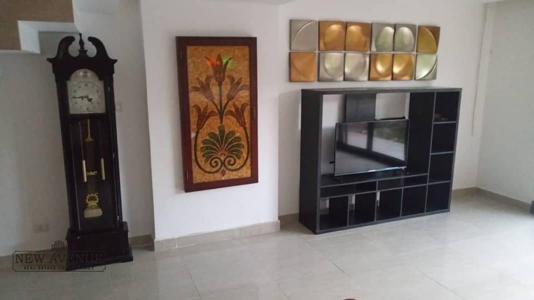 4 27d59385-3f7e-4a6b-a8bb-5d45c1841cc6. jpg