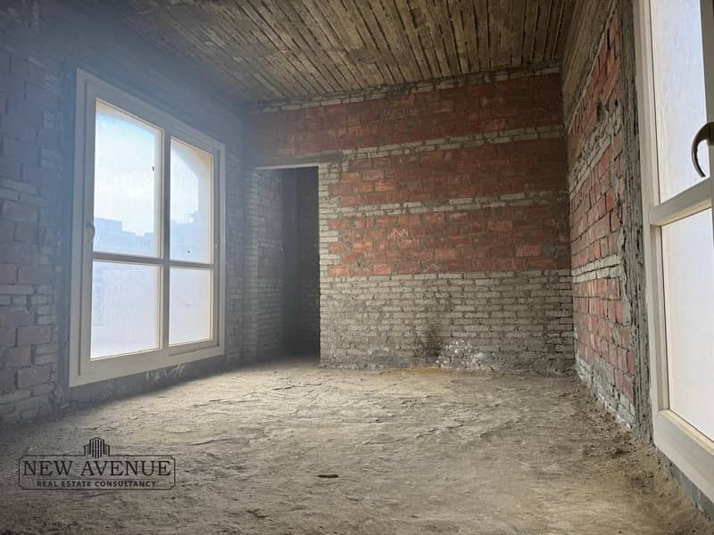 6 2af81258-005c-42af-8595-96fbc2fb2584. jpeg