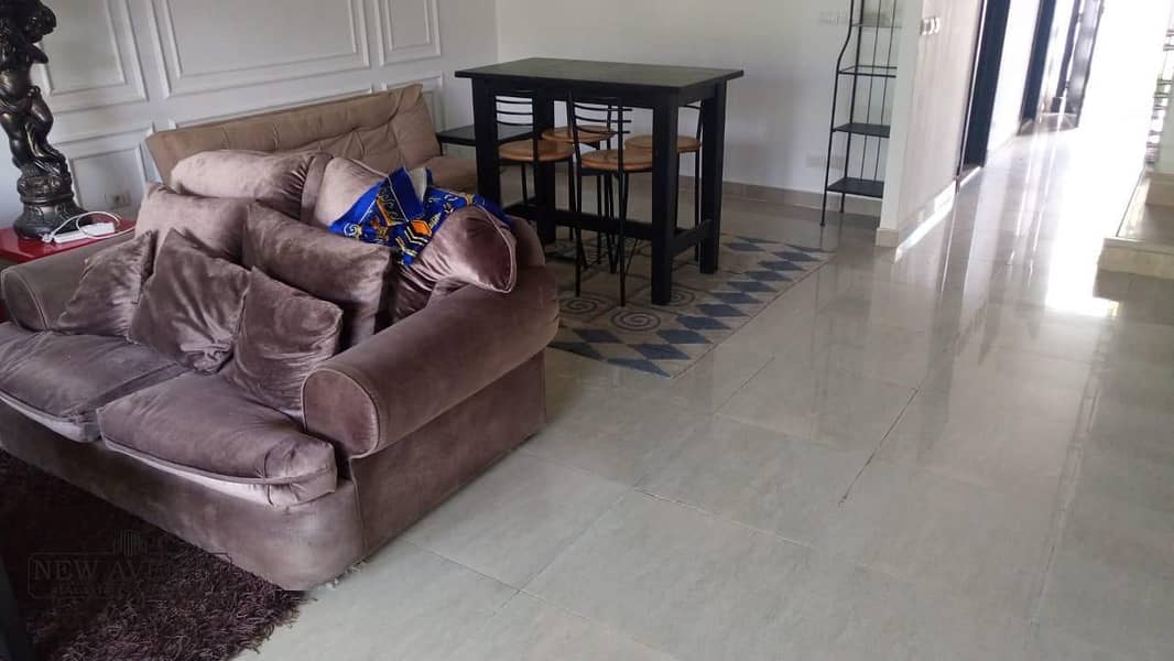 13 f57a28b0-de8d-48ce-9dea-37e7cb3692fa. jpg