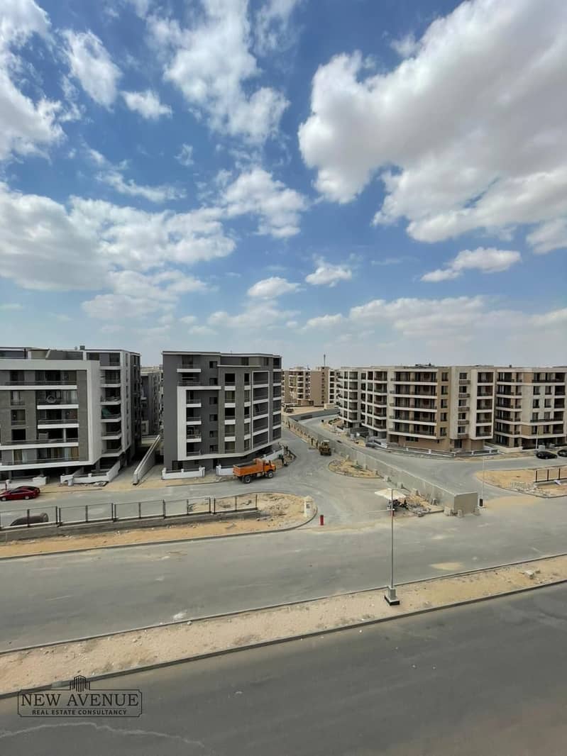 4 2b098b88-93c4-4b5a-956c-07c9d877935c. jpg