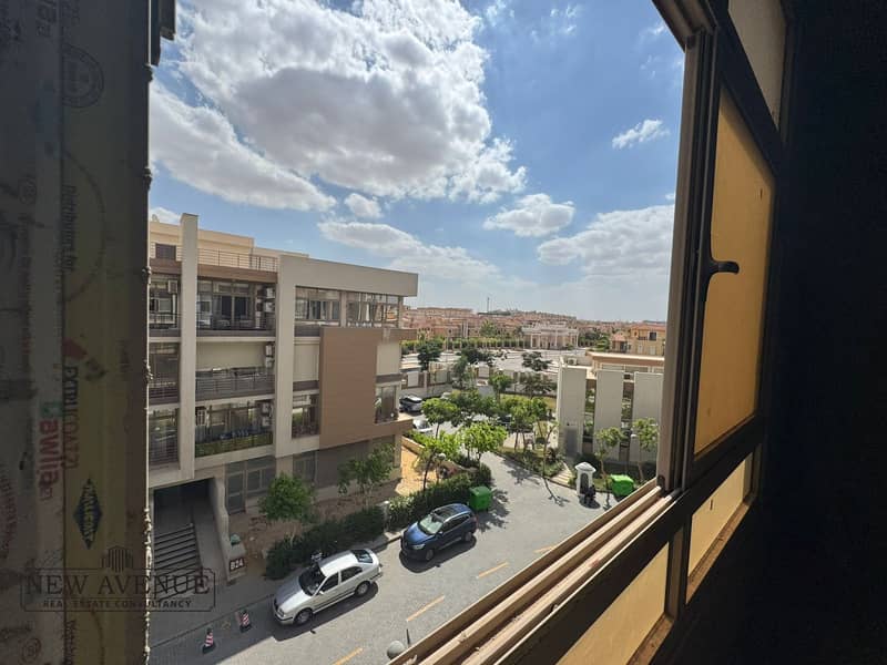 9 c74c5a91-cbfb-44cd-9d73-6eae8d3bec2c. jpeg