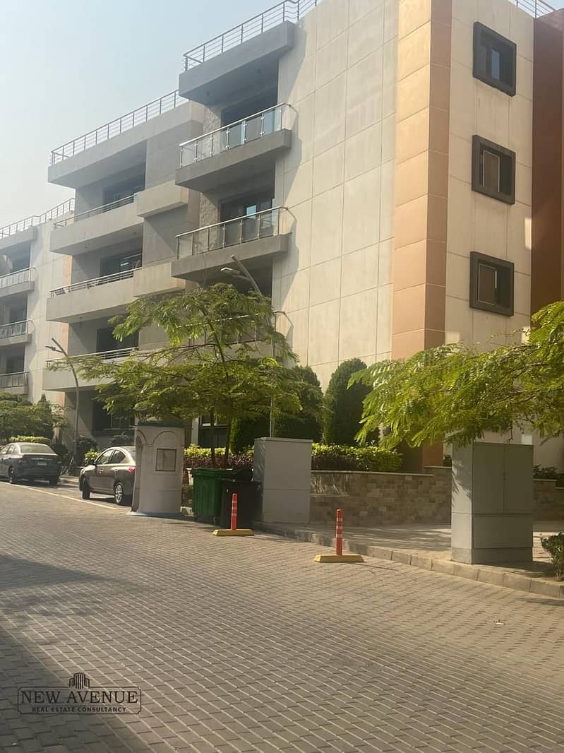 2 WhatsApp Image 2025-11-18 at 14.12. 46_4dd1473e. jpg