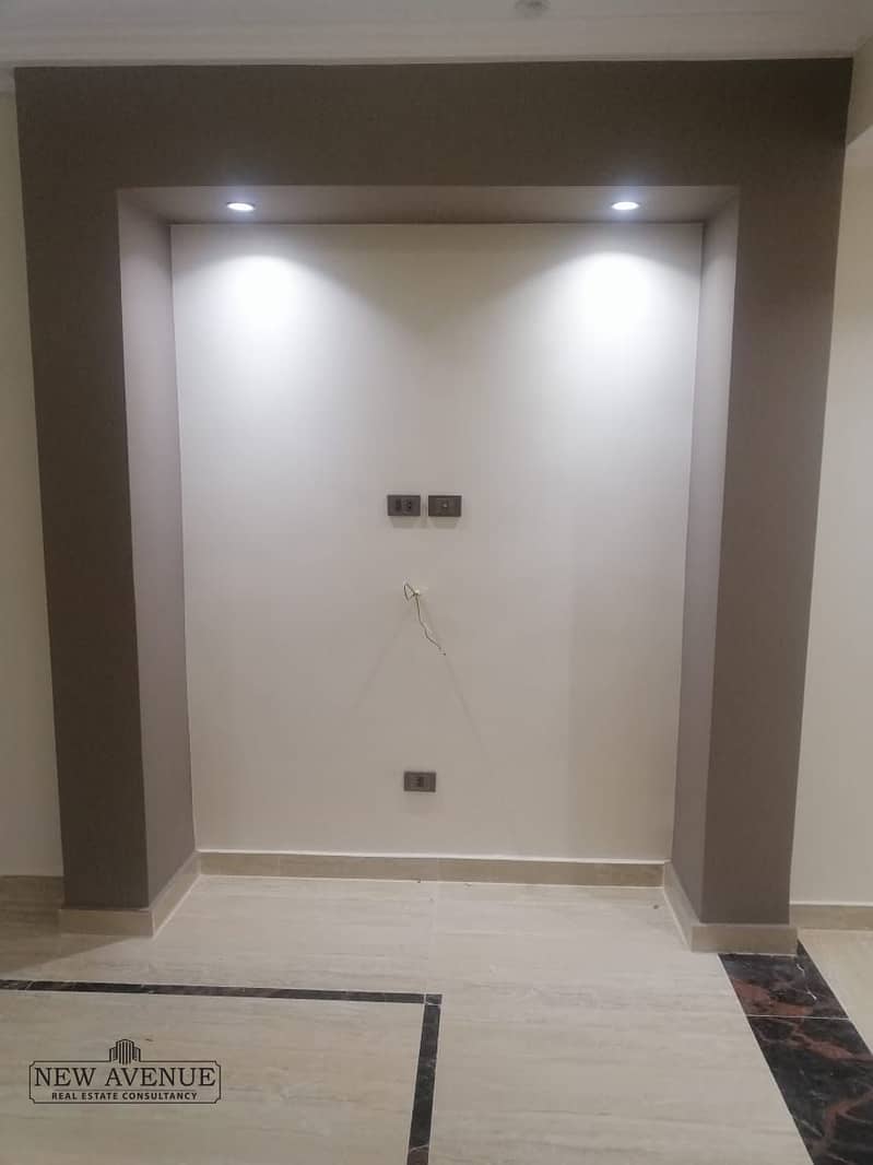 12 WhatsApp Image 2025-11-18 at 14.12. 45_8d4f8c73. jpg