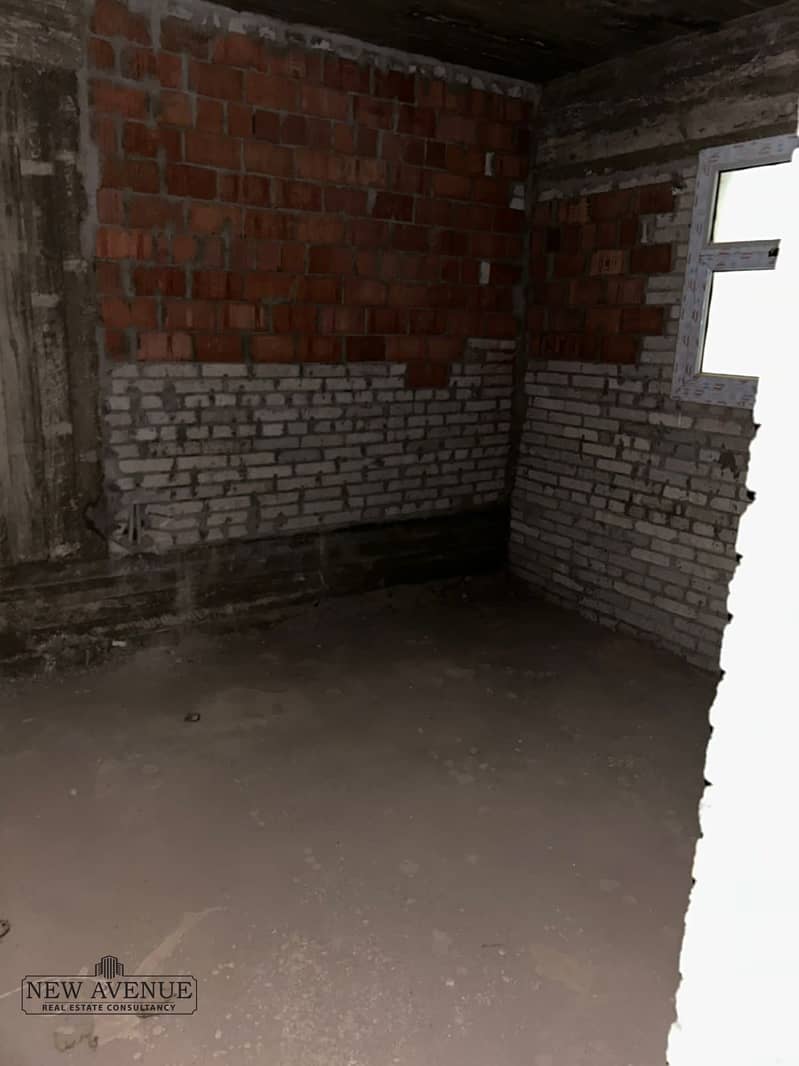 12 WhatsApp Image 2025-11-24 at 14.10. 10_0c3805b2. jpg