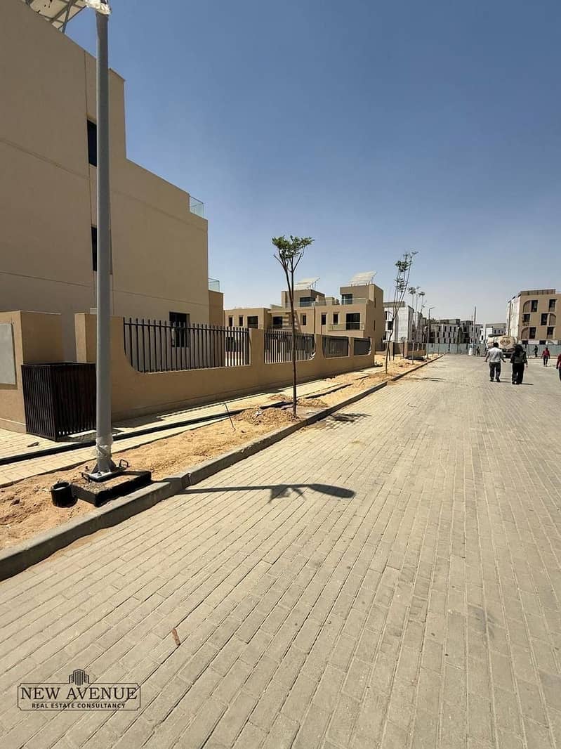 5 WhatsApp Image 2025-11-04 at 1.24. 36 PM (1). jpeg