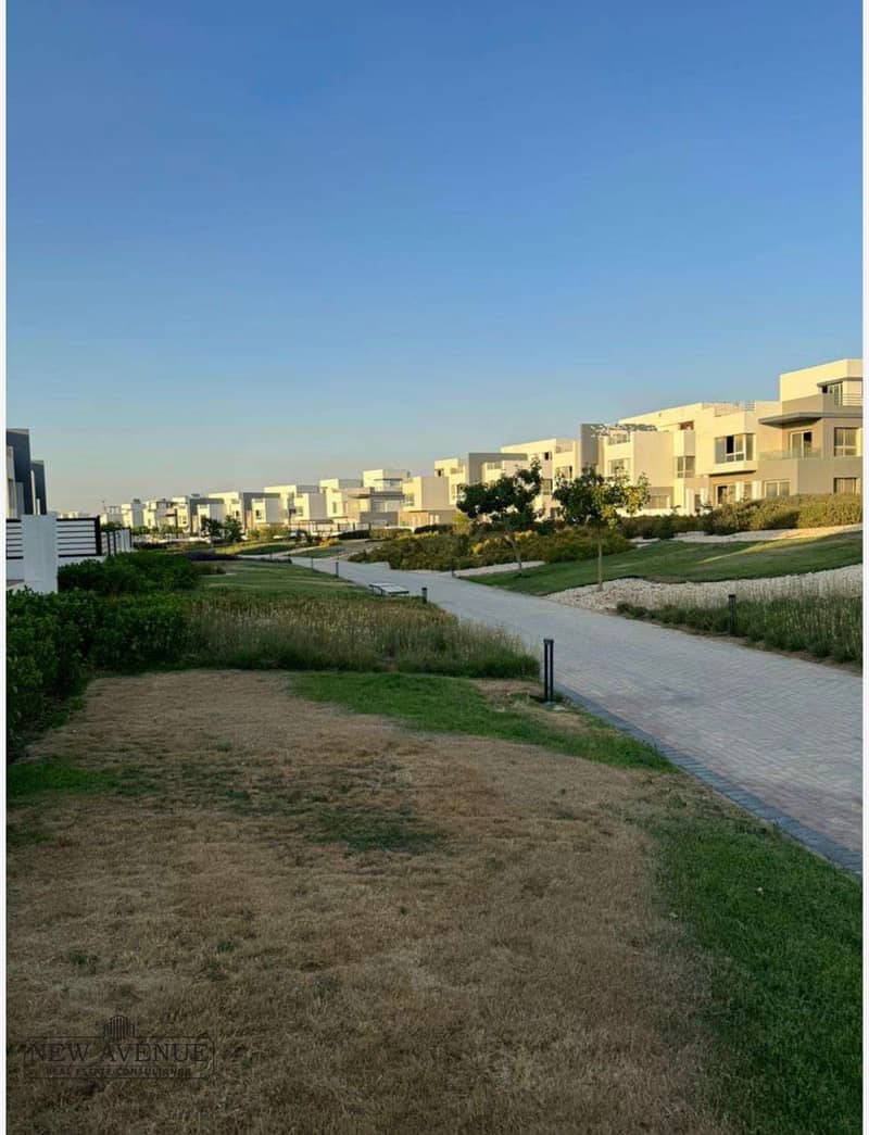 5 WhatsApp Image 2025-11-04 at 1.28. 54 PM (1). jpeg