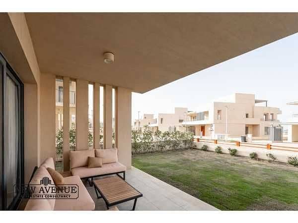 2 2yBEmSOvkyTf3bB7tfjtUOmQHa7qtQPKof1446ih. jpg