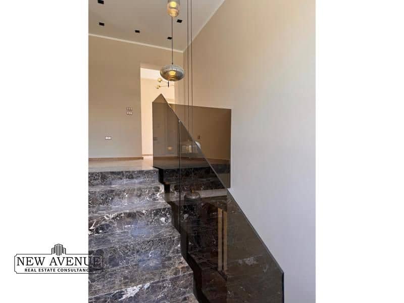 6 WhatsApp Image 2025-12-01 at 12.52. 32 PM (2). jpg